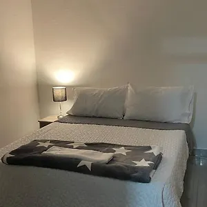 Aparta Estudio Amoblado 3 Medellin, San Joaquin Medellín